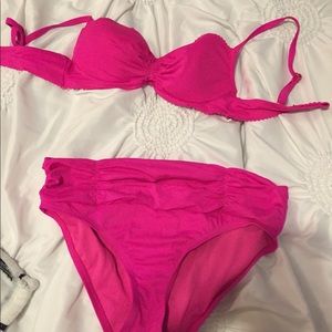 Bright pink bikini set!🍭